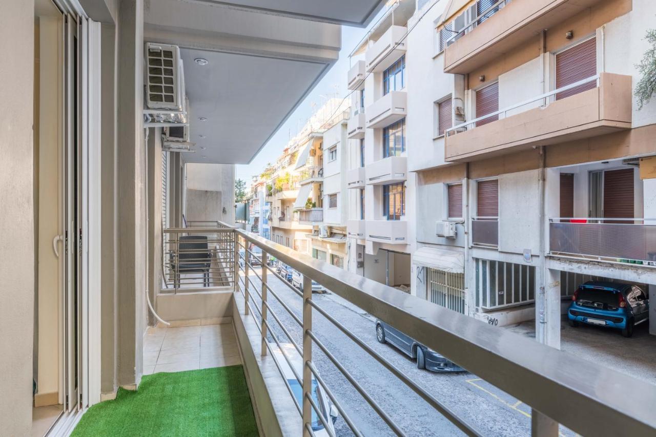 Colourful Artistic Apart 100Mbps Center Of Athens Luaran gambar