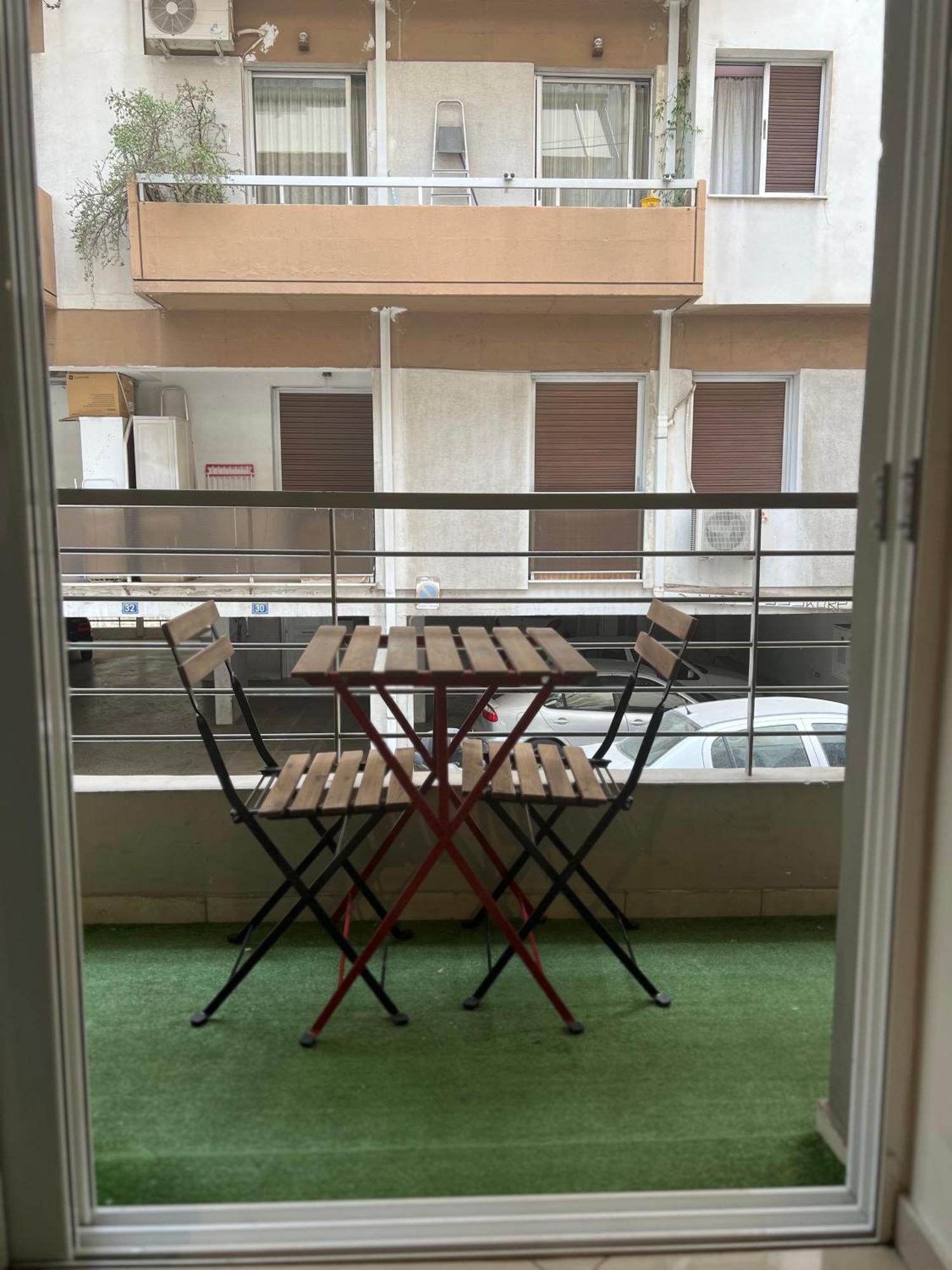 Colourful Artistic Apart 100Mbps Center Of Athens Luaran gambar